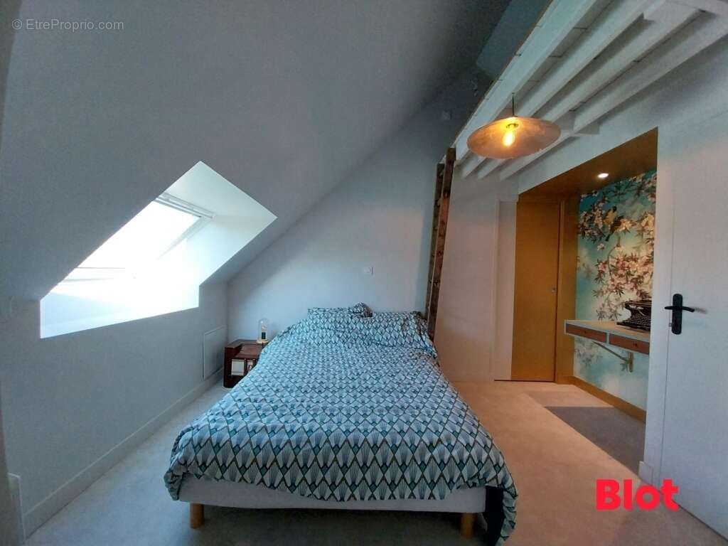 Maison à MINIAC-MORVAN