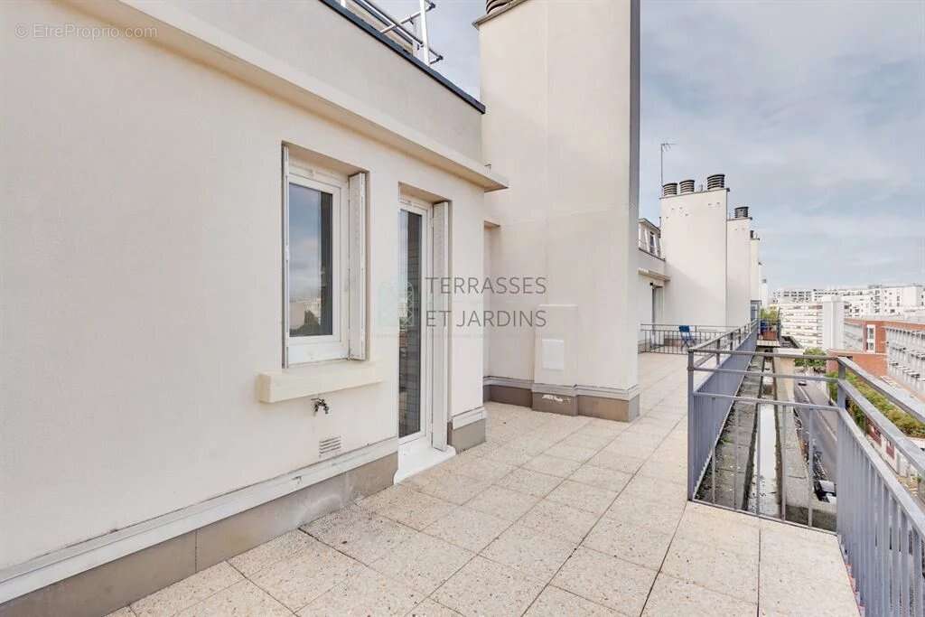 Appartement à PARIS-12E