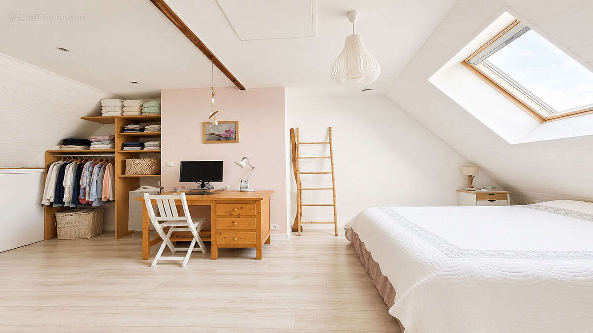 Maison à LA BOUEXIERE