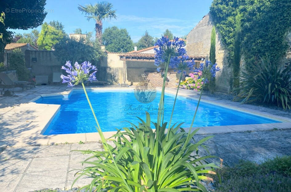 Maison à CHANTEMERLE-LES-BLES