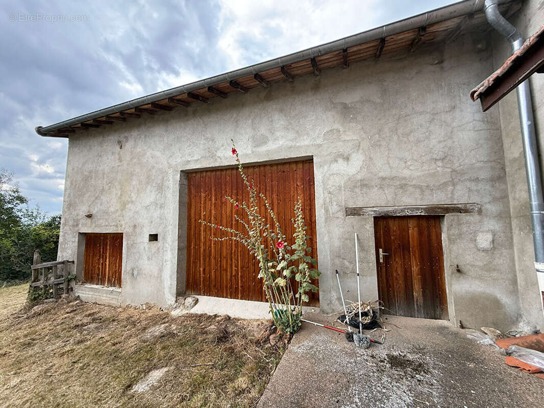 Maison à SAINT-JUST-EN-CHEVALET