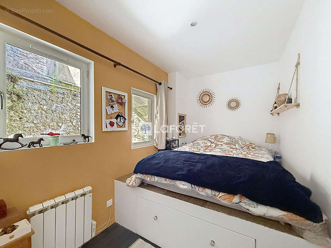Maison de ville - 5 chambres et extérieur - photo 8