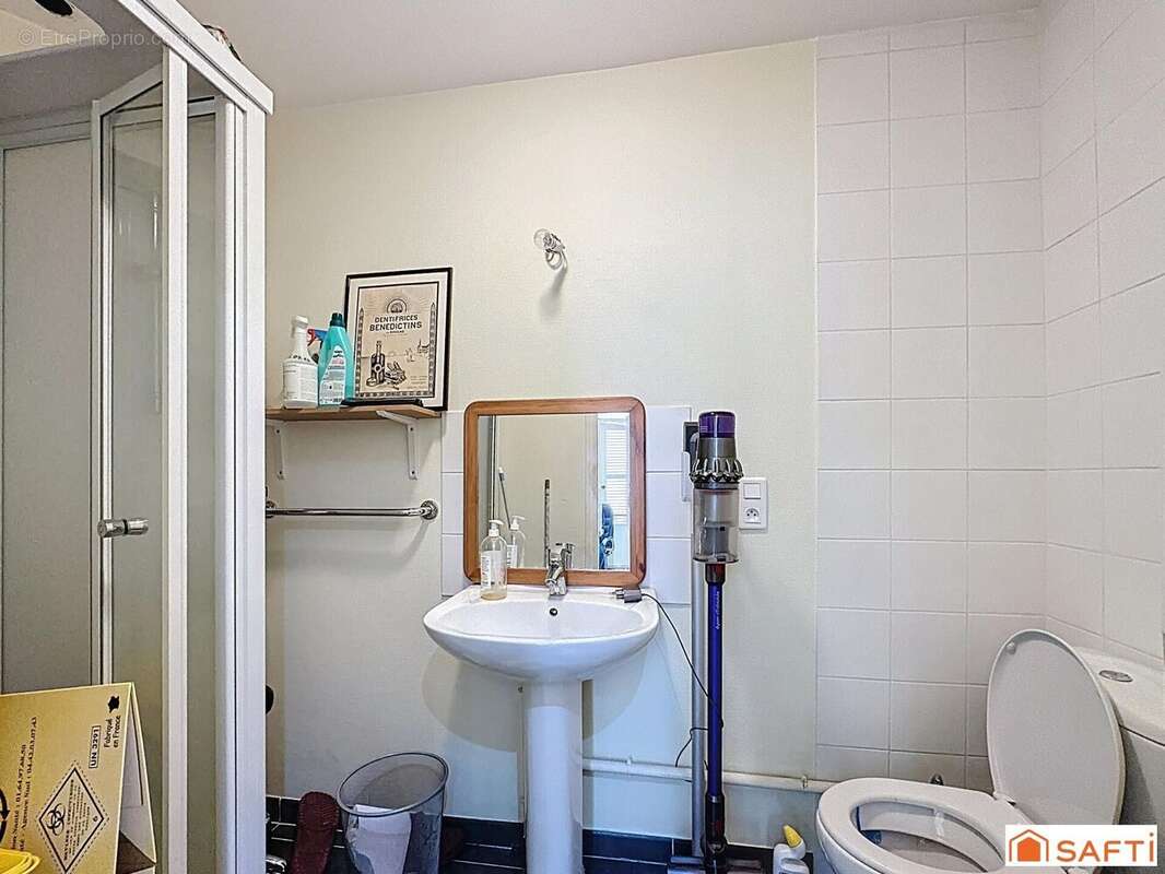 Photo 7 - Commerce à PONT-SUR-YONNE