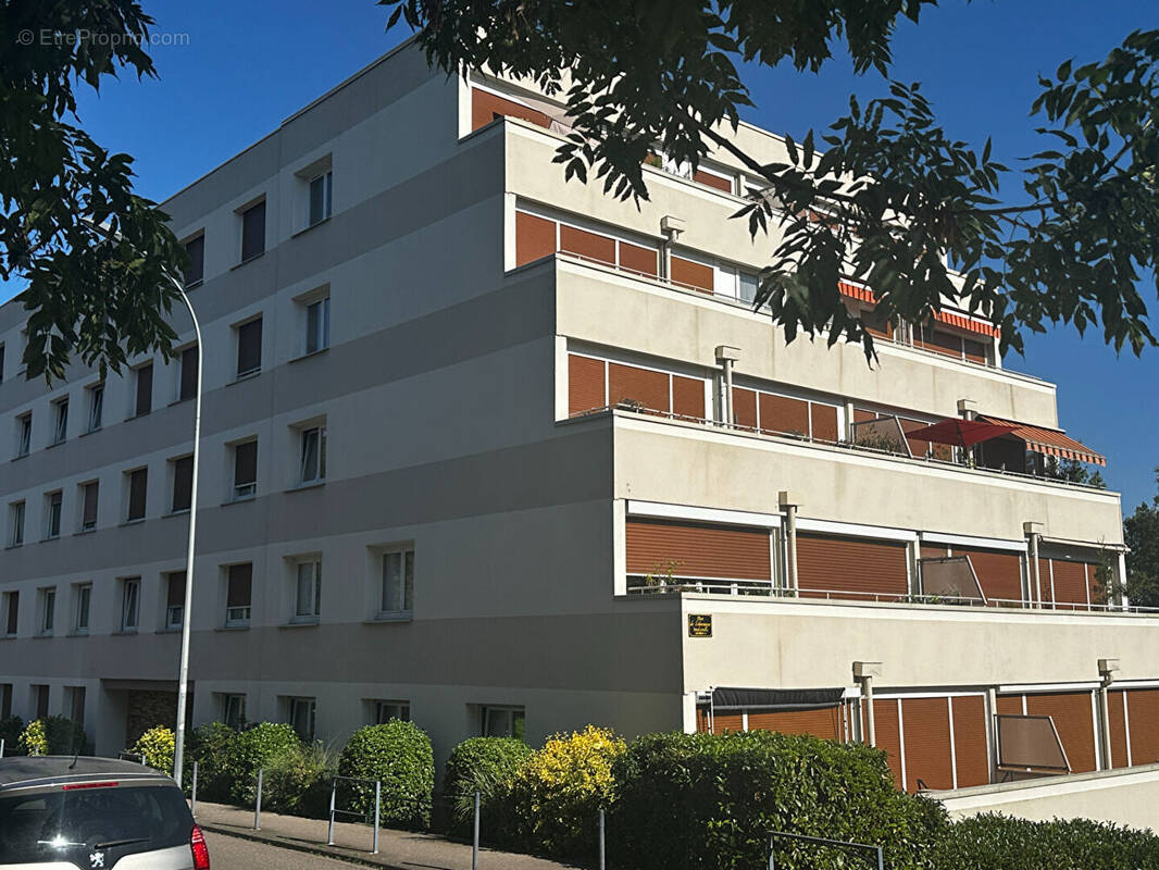 Appartement à MALZEVILLE