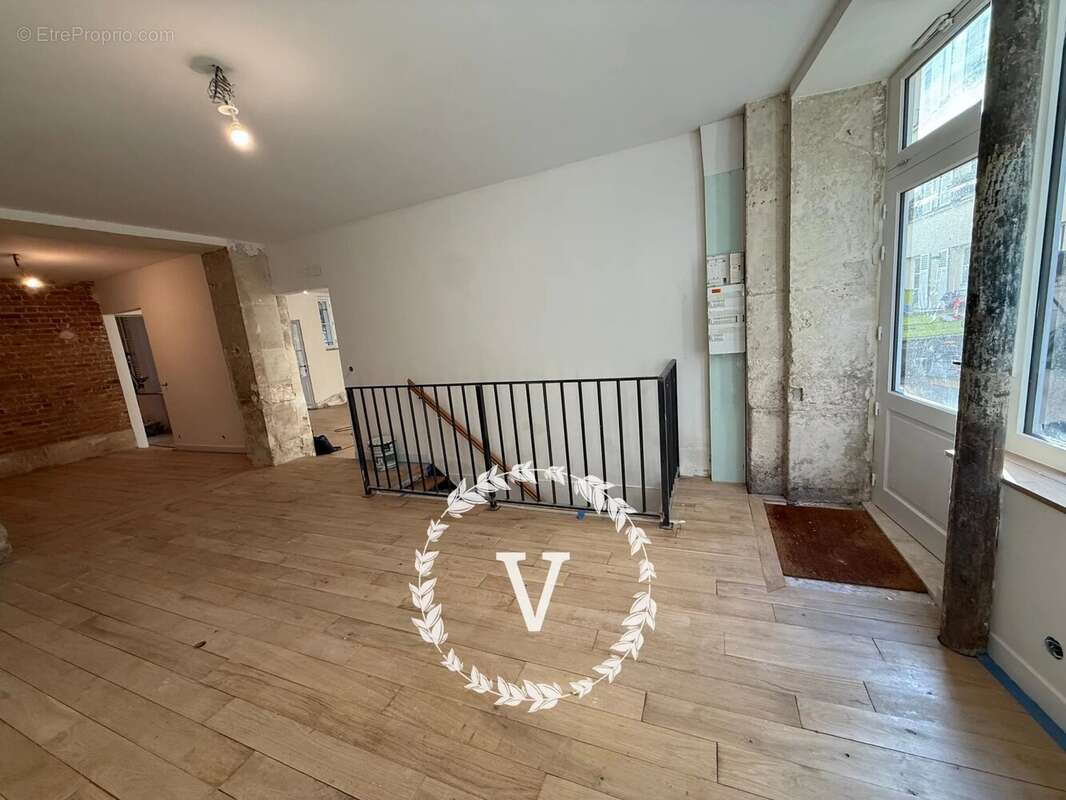 Commerce à PARIS-18E