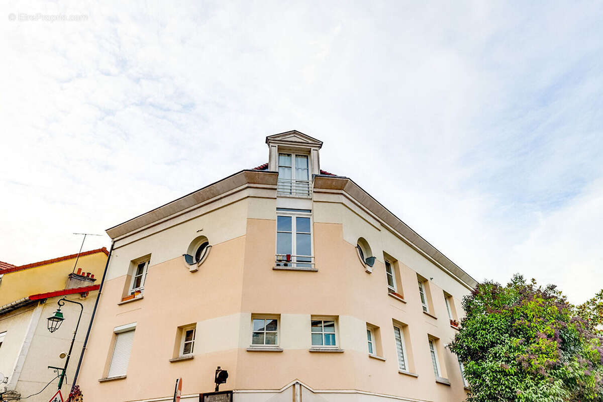 Appartement à BAGNEUX