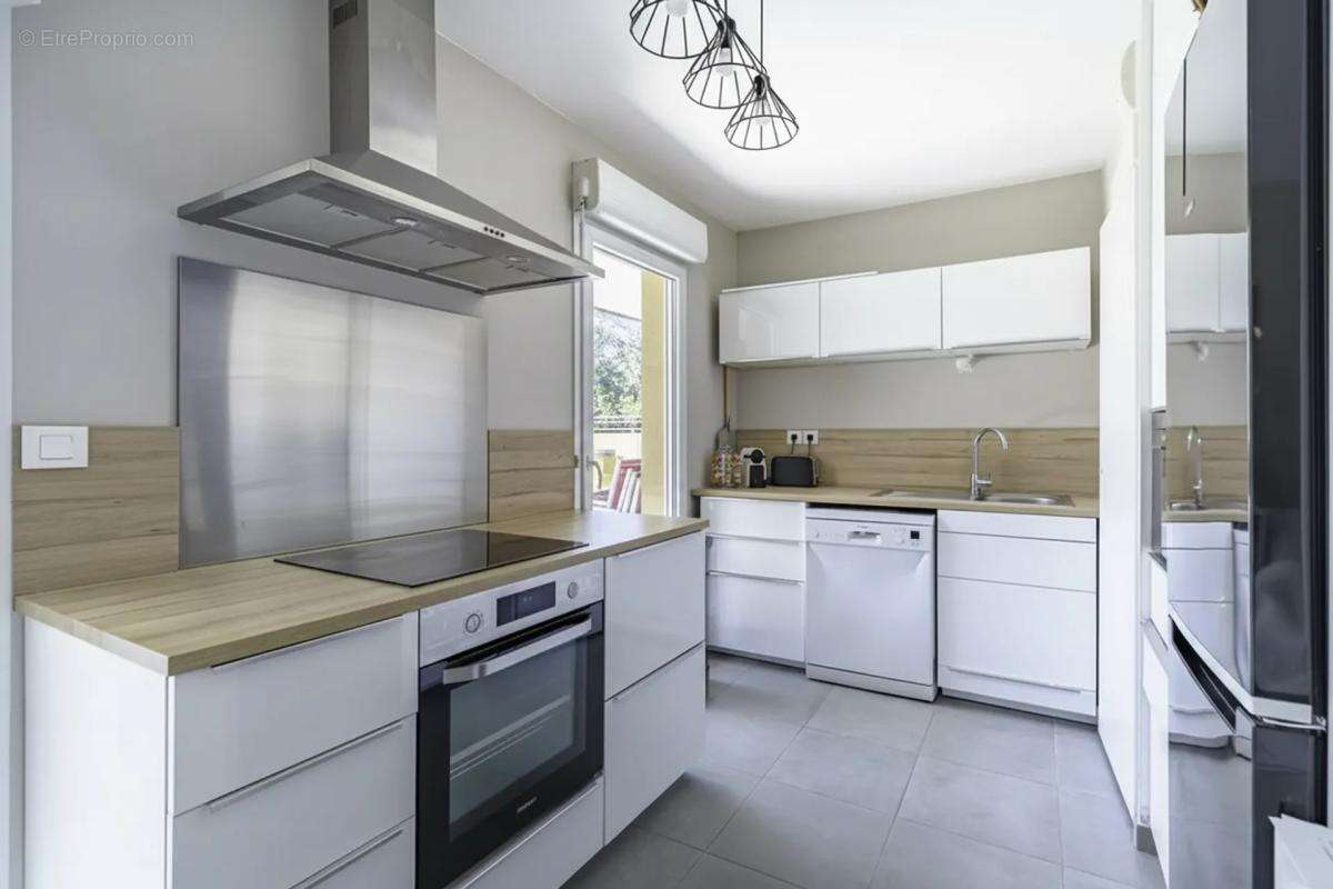 Appartement à MARSEILLE-10E