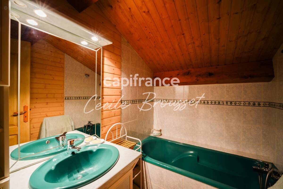 Maison d'exception 4 faces avec jardin arboré, source naturelle et vue panoramique sur les Pyrénées – Bolquère (66210) - photo 25