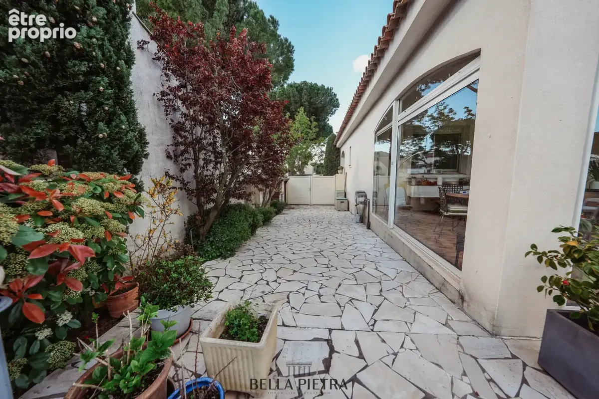 Maison 6 pièces 240 m² à vendre à La Grande-Motte (34280) - photo 6