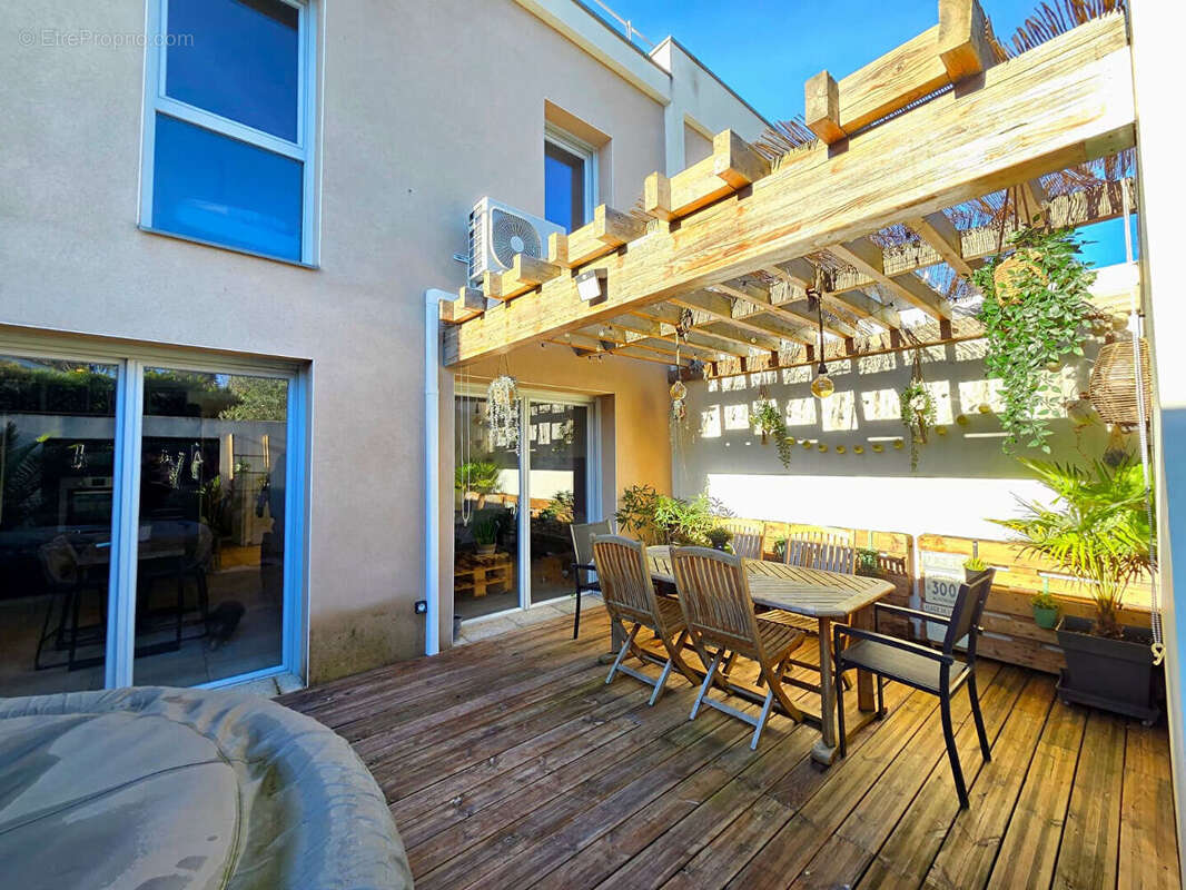 Maison à RILLIEUX-LA-PAPE