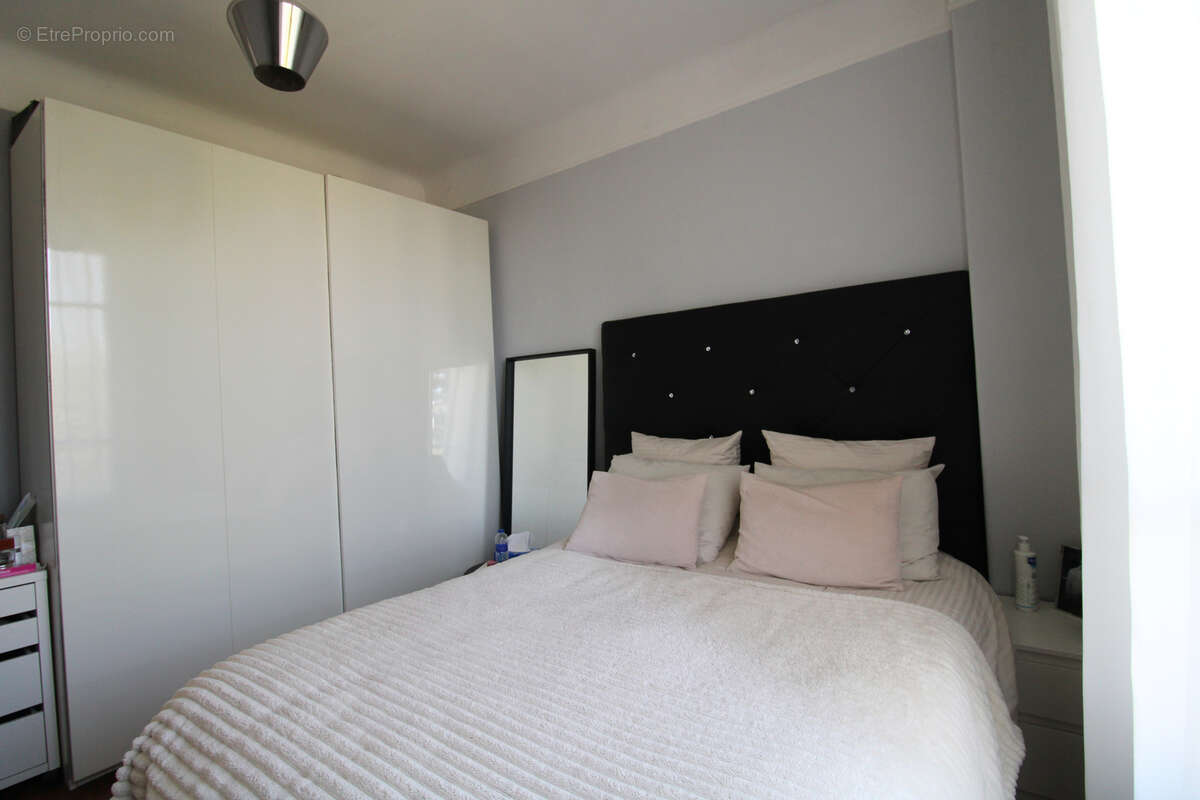 Maison à SARTROUVILLE