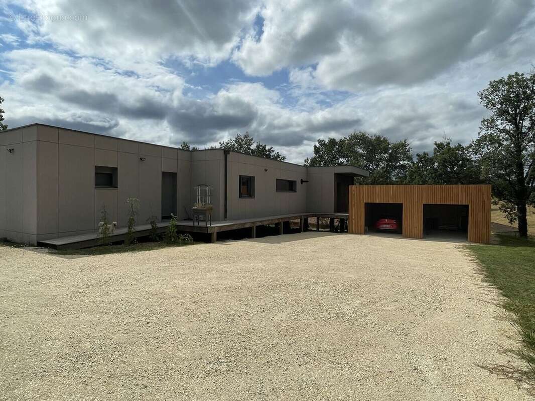 IMG5359 - Maison à BERGERAC