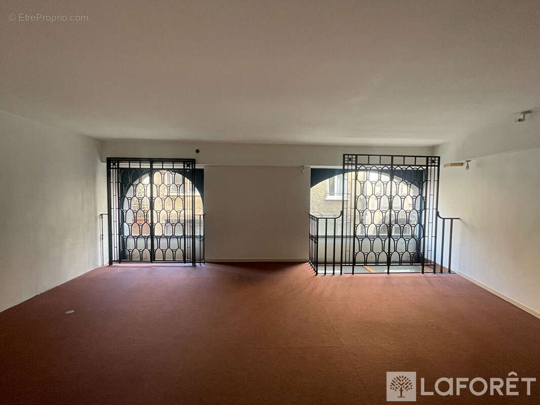 Commerce à SAINT-FLOUR