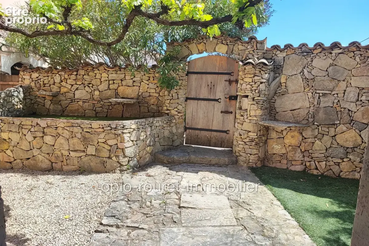 Maison 4 pièces 105 m² à vendre à Le Rouret (06650) - photo 3