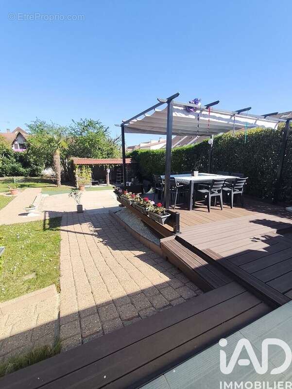 Photo 4 - Maison à SAINT-GERMAIN-LES-ARPAJON