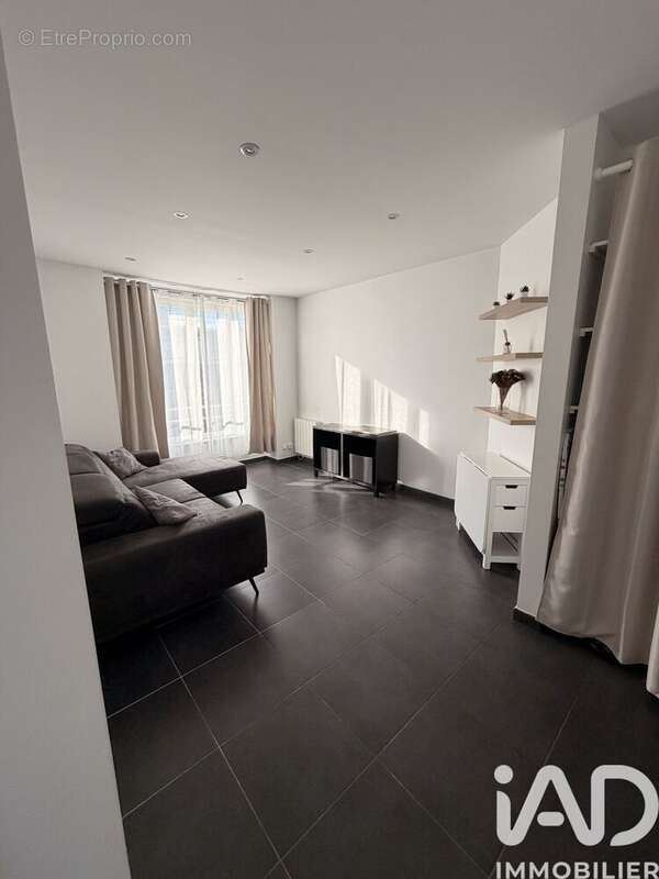 Photo 2 - Appartement à SAVIGNY-SUR-ORGE