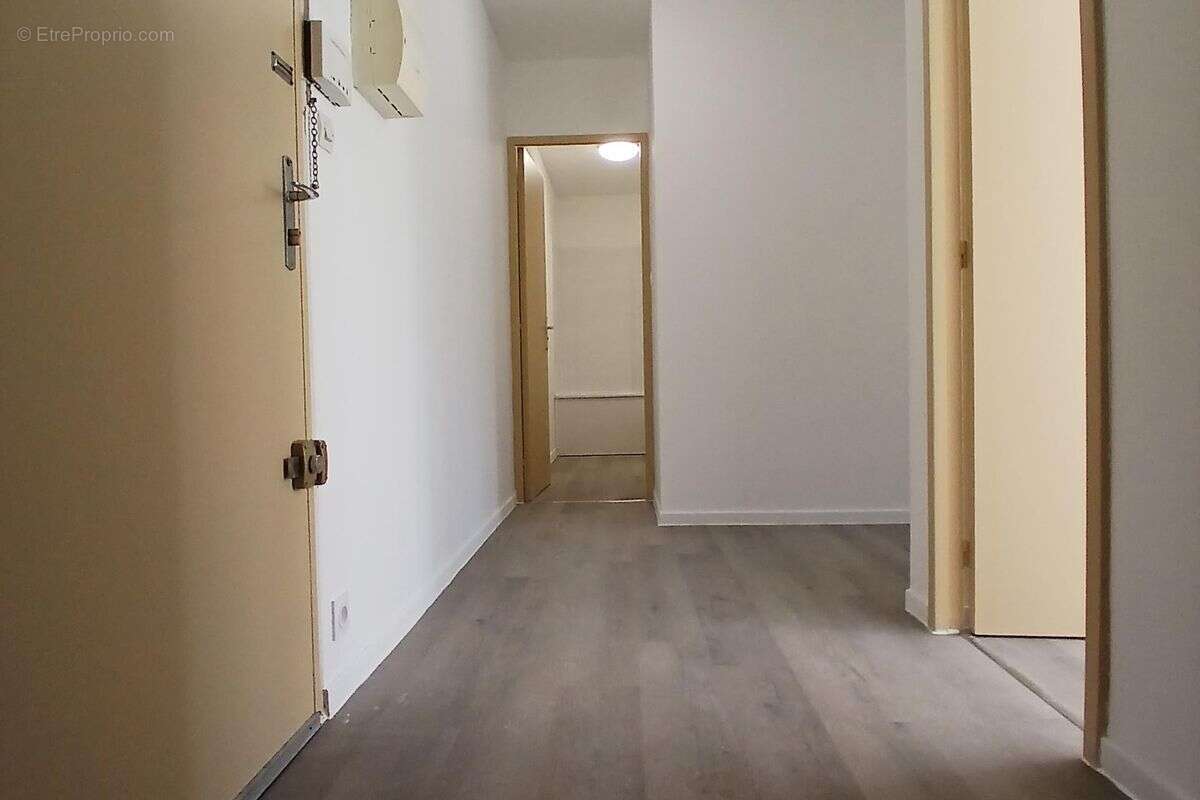 Appartement à MARSEILLE-9E