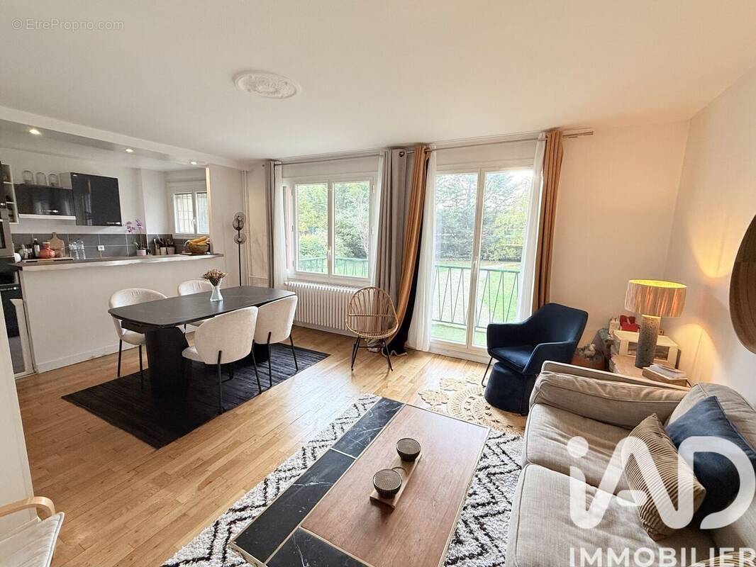 Photo 1 - Appartement à CORBEIL-ESSONNES