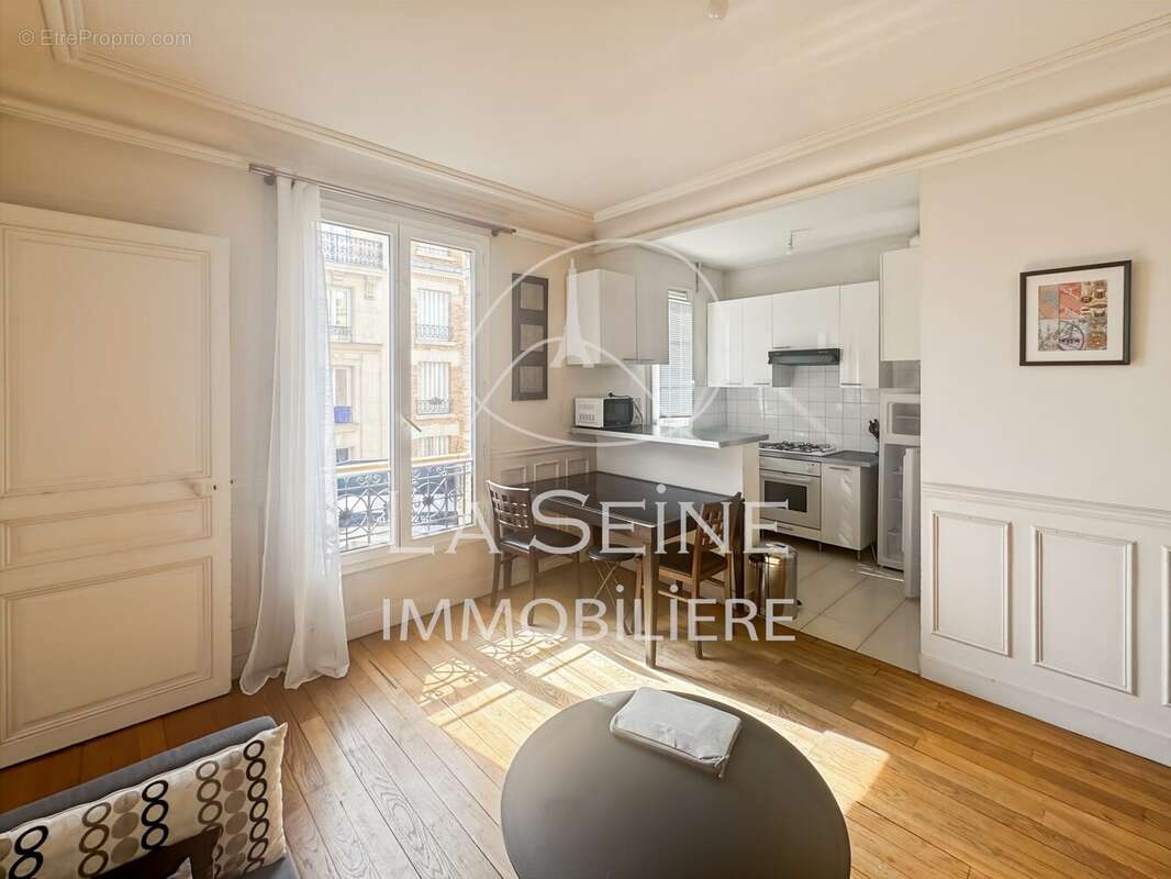 Appartement 57 m² à Paris-15e  - photo 3