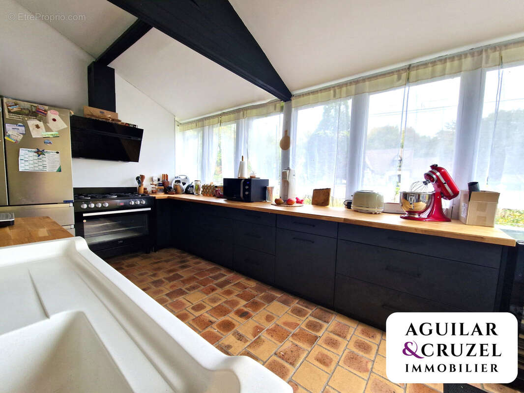 Maison à NEUVY-SUR-BARANGEON