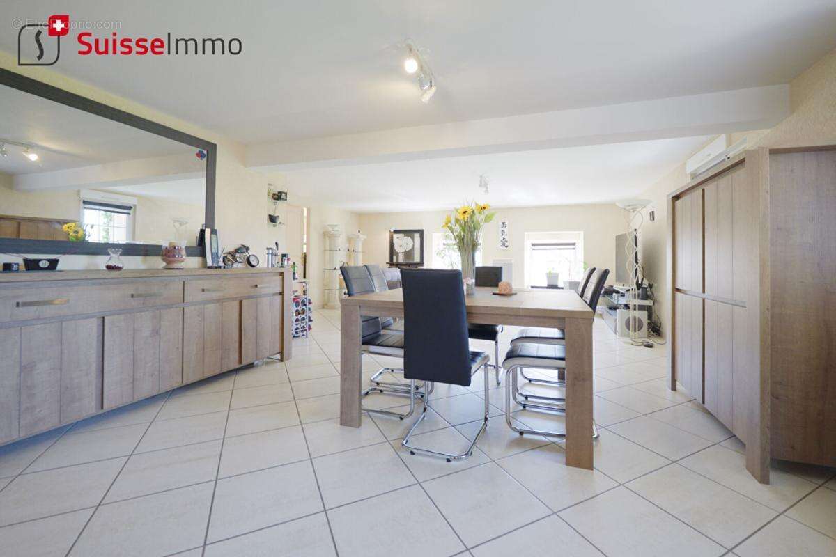 Appartement à DENNEY