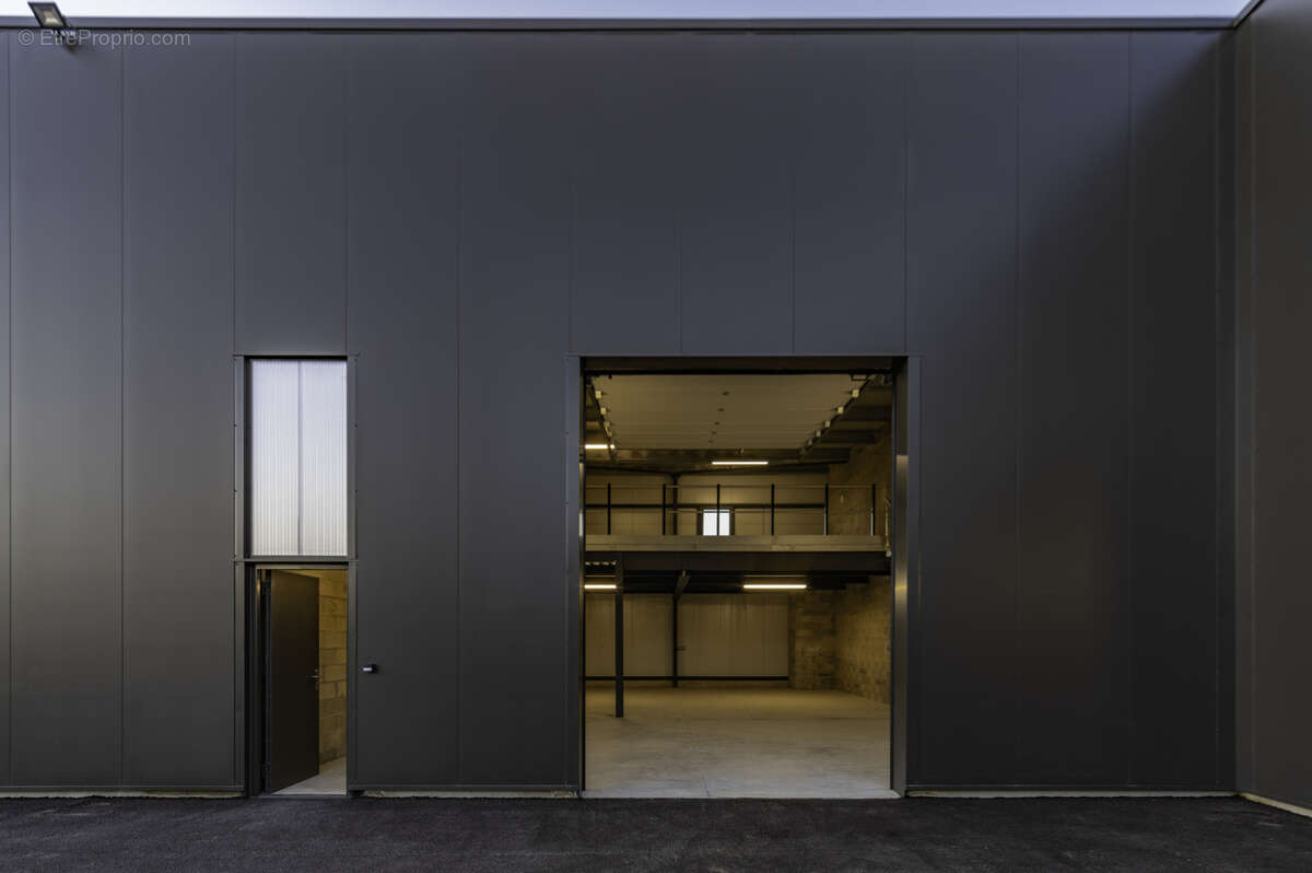 Commerce à POMPERTUZAT