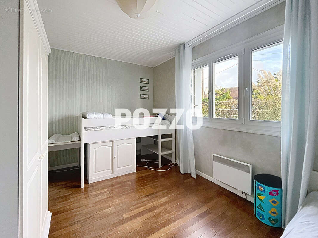 Maison à JULLOUVILLE