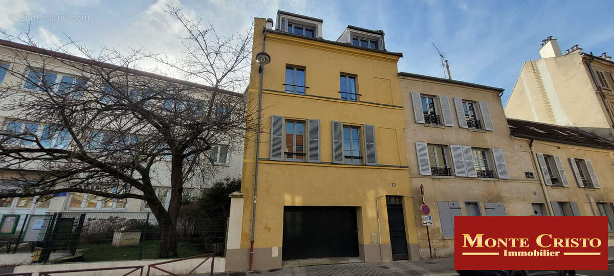 Appartement à VERSAILLES