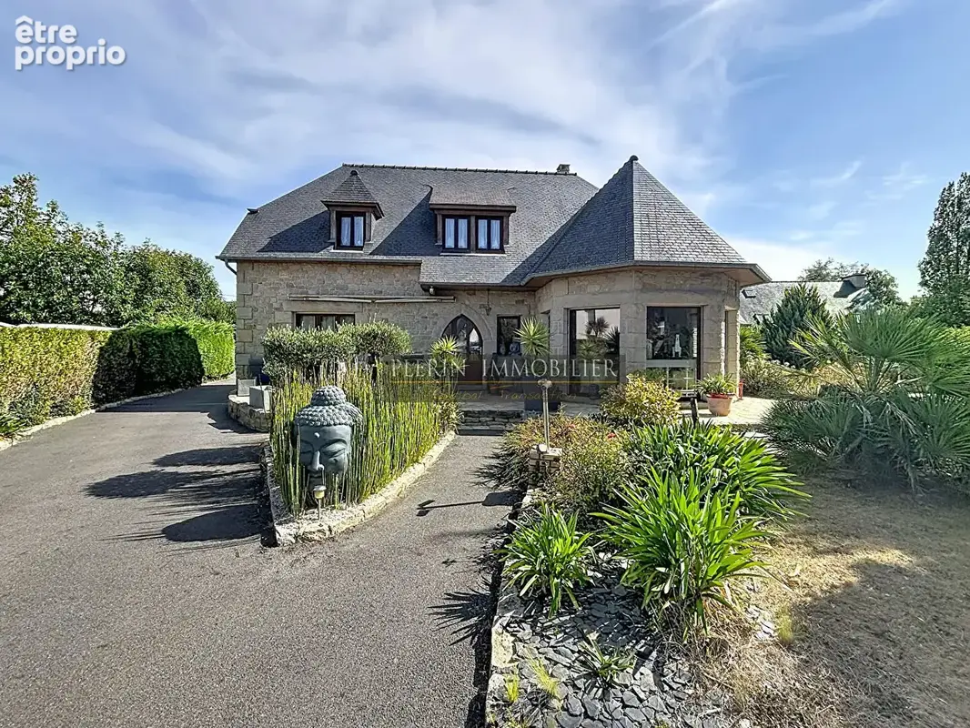 Langueux - belle maison familiale avec vastes dépendances - photo 16