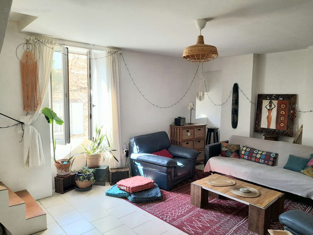 Maison à DURFORT-ET-SAINT-MARTIN-DE-SOSSENAC