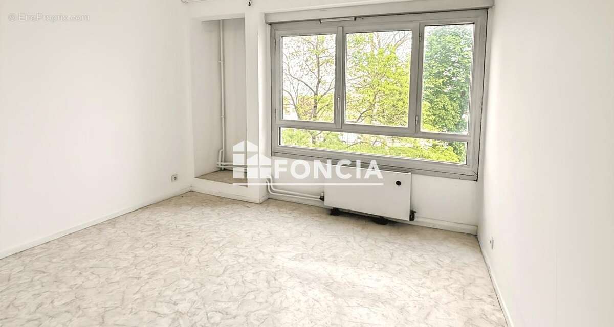 Appartement à DAMMARIE-LES-LYS