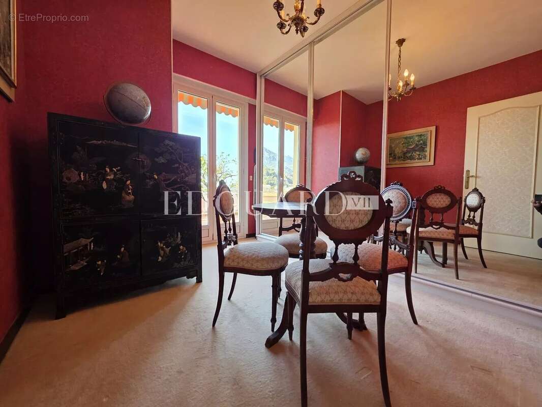 Appartement à MENTON