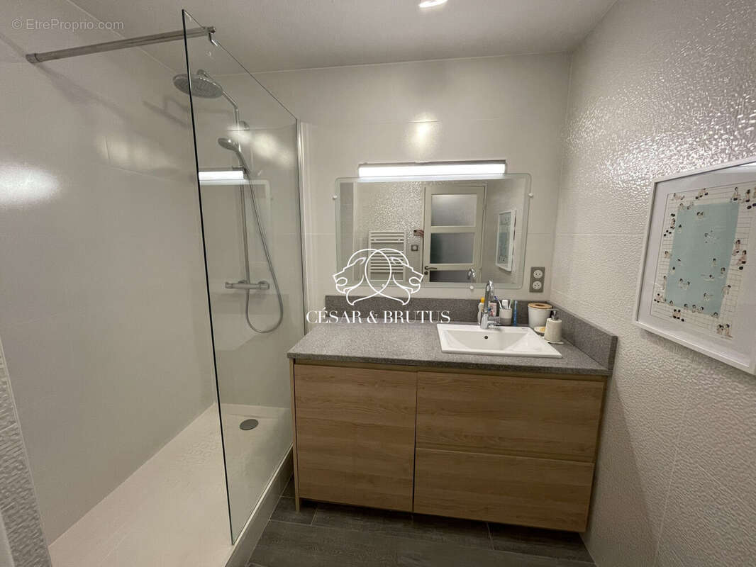 Appartement à LYON-5E