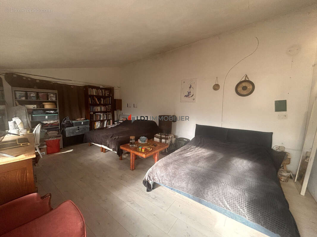 Maison à MONTFERRER