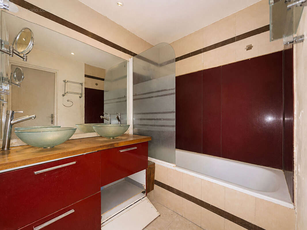 Appartement à LES MUREAUX