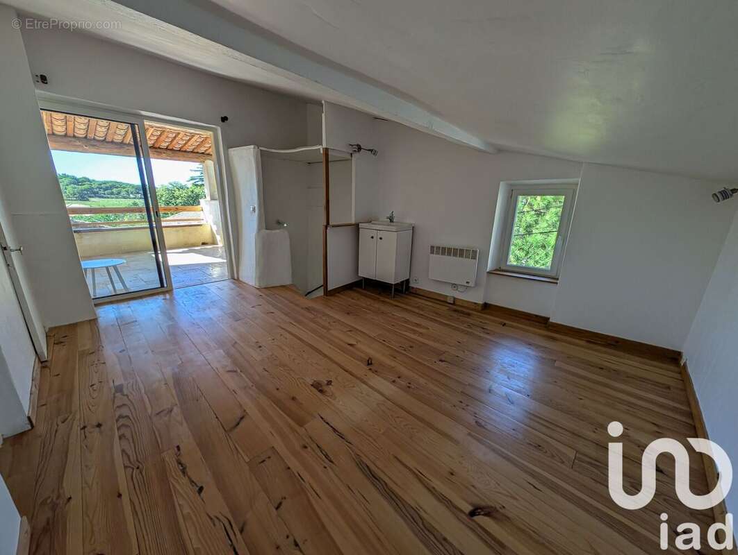 Photo 8 - Maison à BIZANET