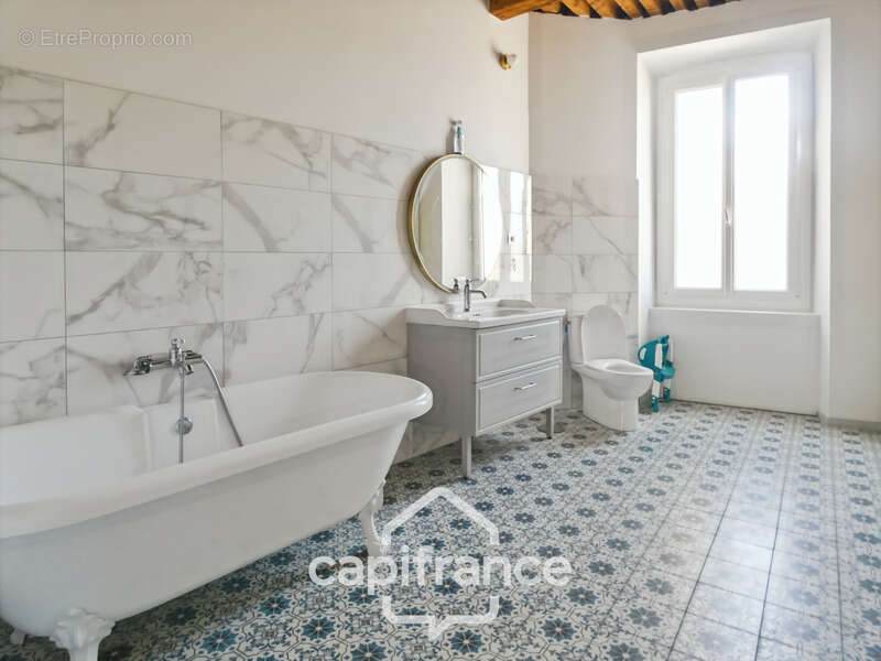 Maison à SAINT-GENIES-DE-COMOLAS