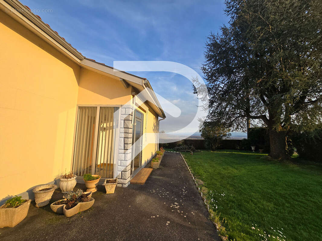 Maison à ARTHEZ-DE-BEARN