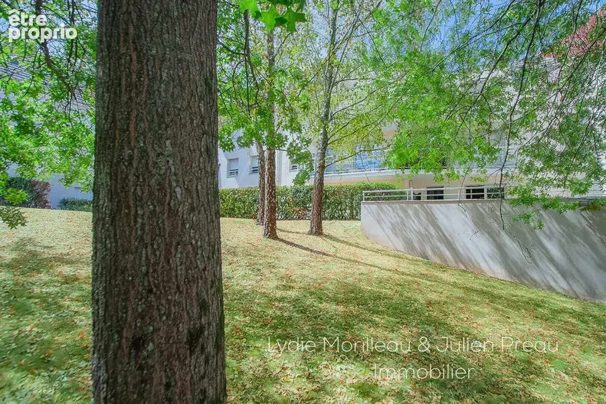 LA CHAPELLE-SUR-ERDRE - Centre-bourg - T2 avec balcon (46 m²) - photo 12