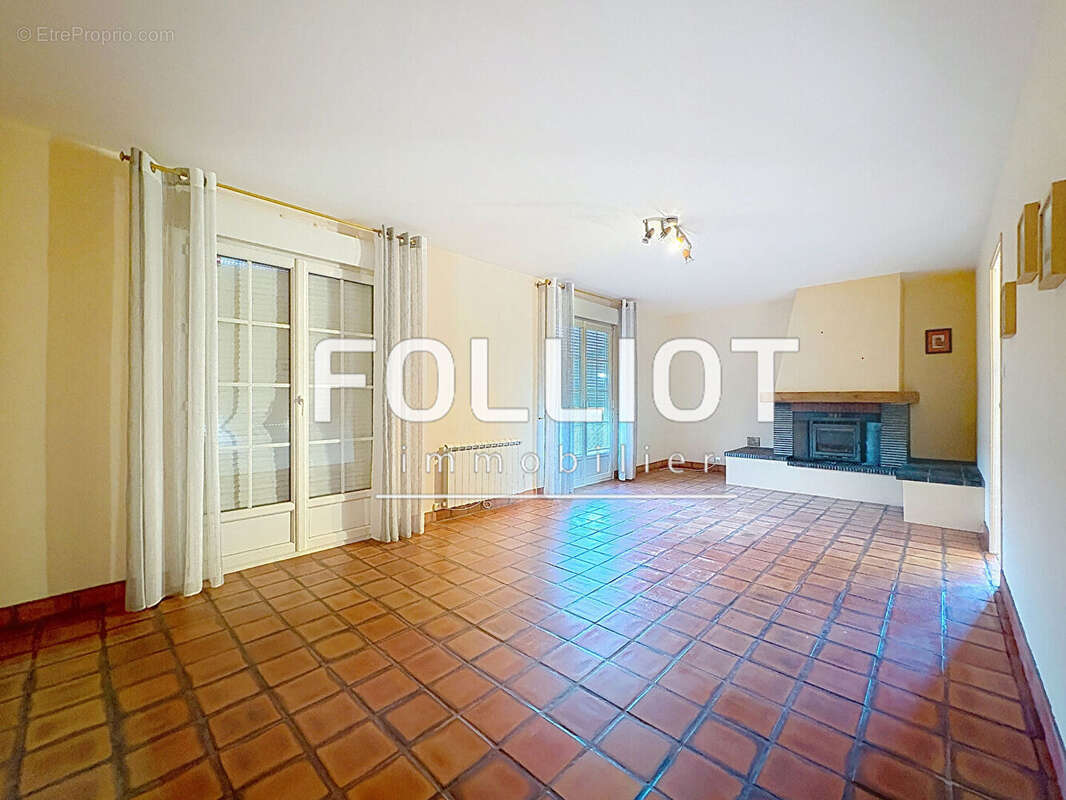 A VENDRE Maison à Saint-Amand-Villages - 50160 - photo 2