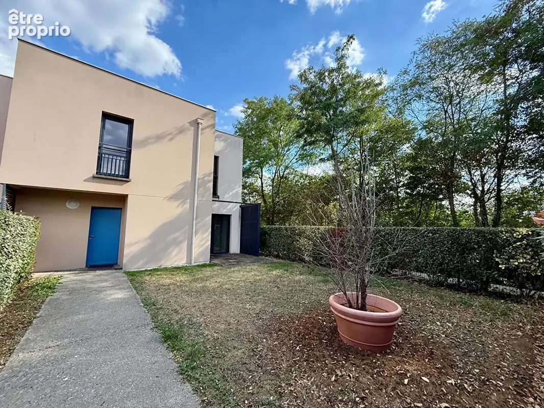 Photo Maison à Emerainville au prix de 235 000€