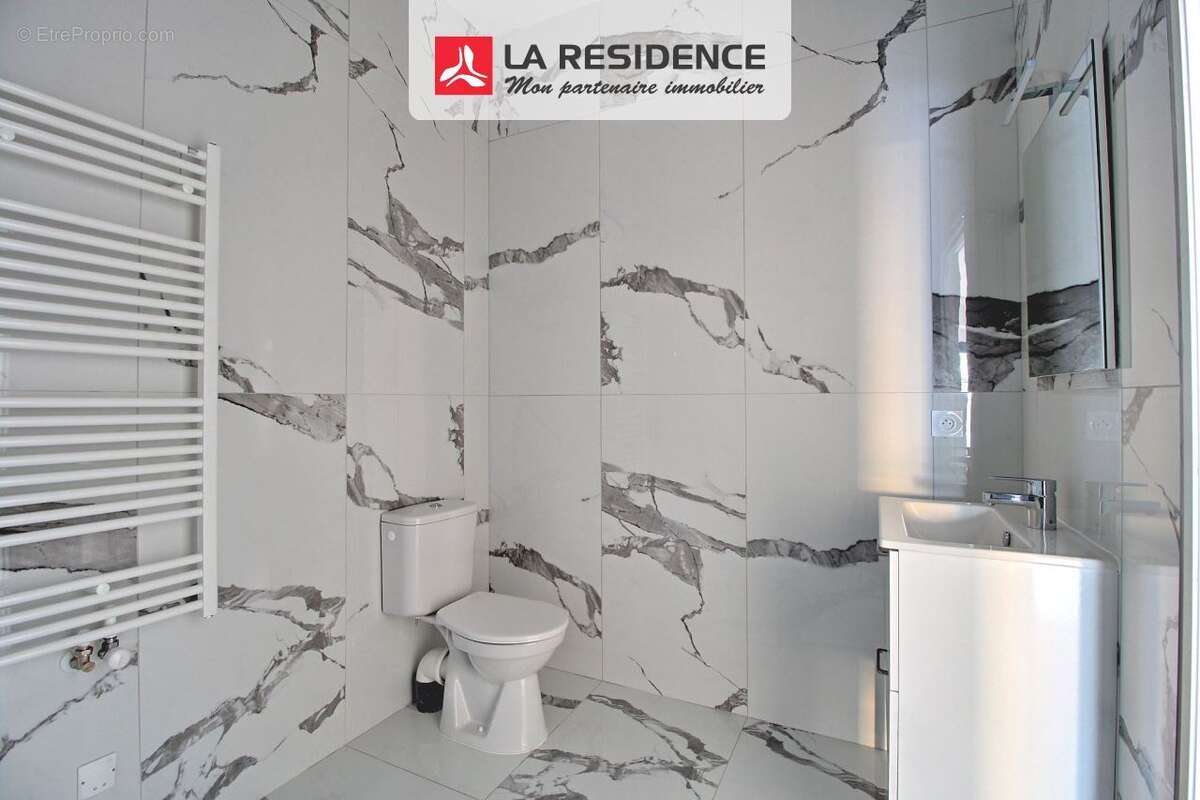 Maison 83 m² à Oissel  - photo 9