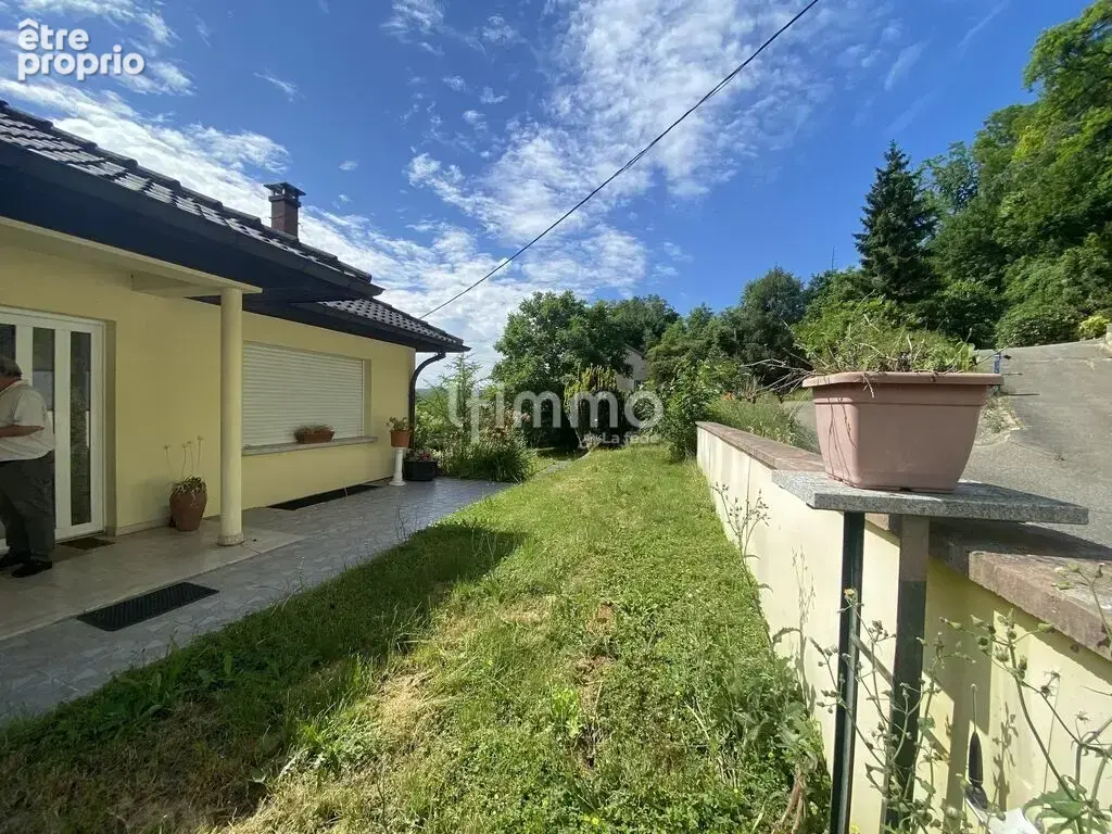 Maison individuelle avec un terrain de 11 ares constructible - photo 8