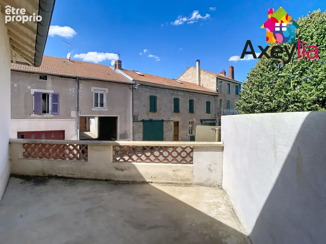 A vendre- renaison centre-  appartement avec terrasse - photo 6