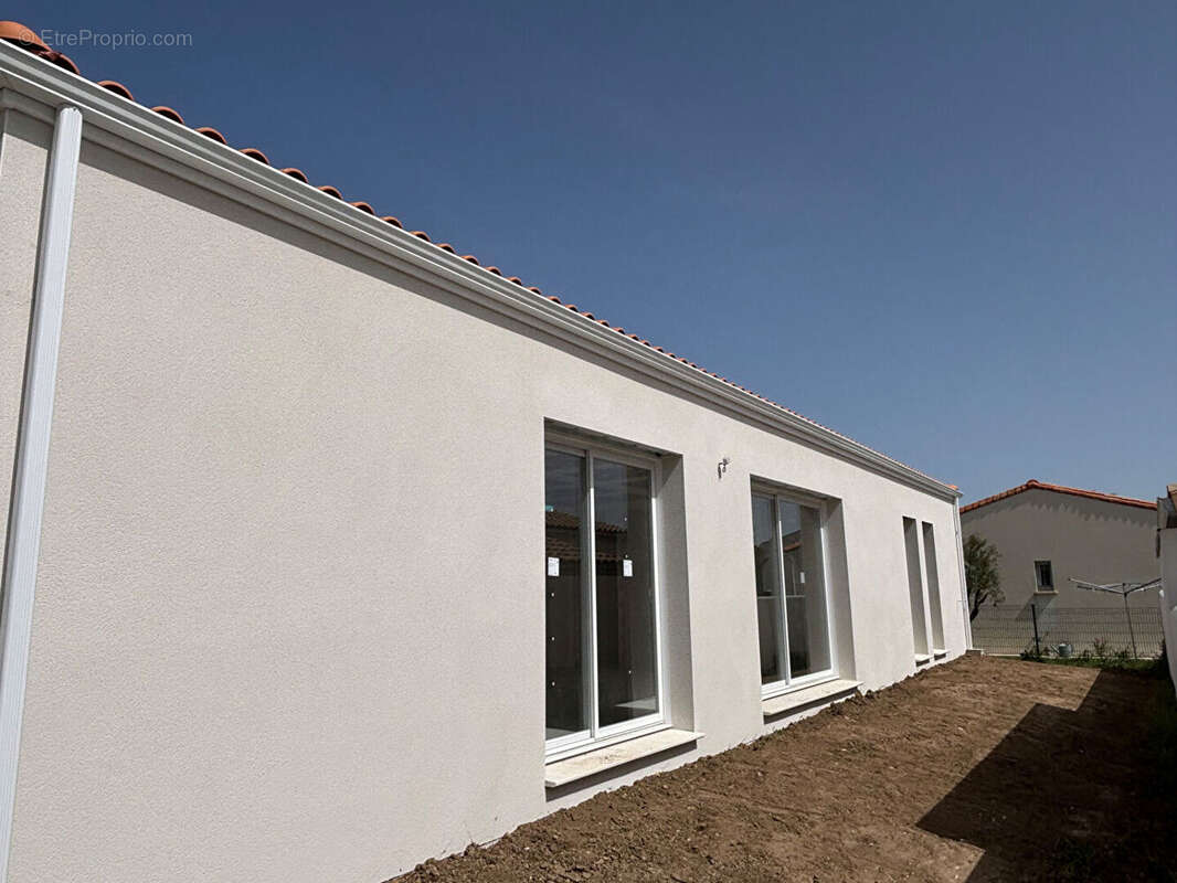 Villa neuve à 1500 m plage - photo 7