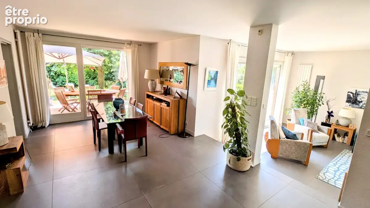 Villa d'architecte sur magnifique parc avec piscine - photo 9