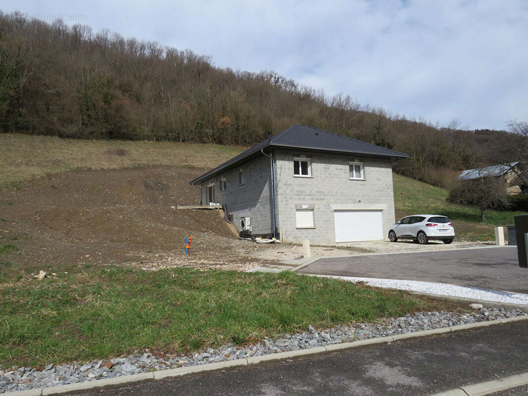 Terrain à LA TRINITE