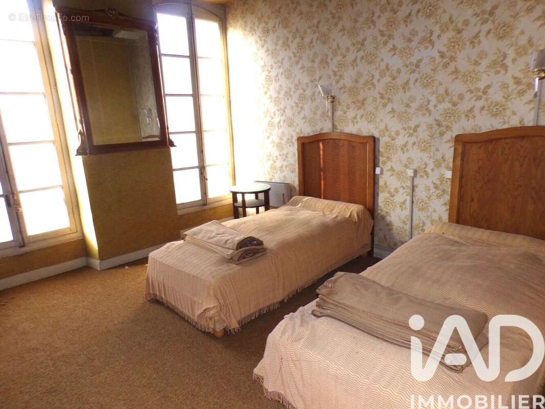 Photo 7 - Maison à VILLENEUVE-SUR-YONNE