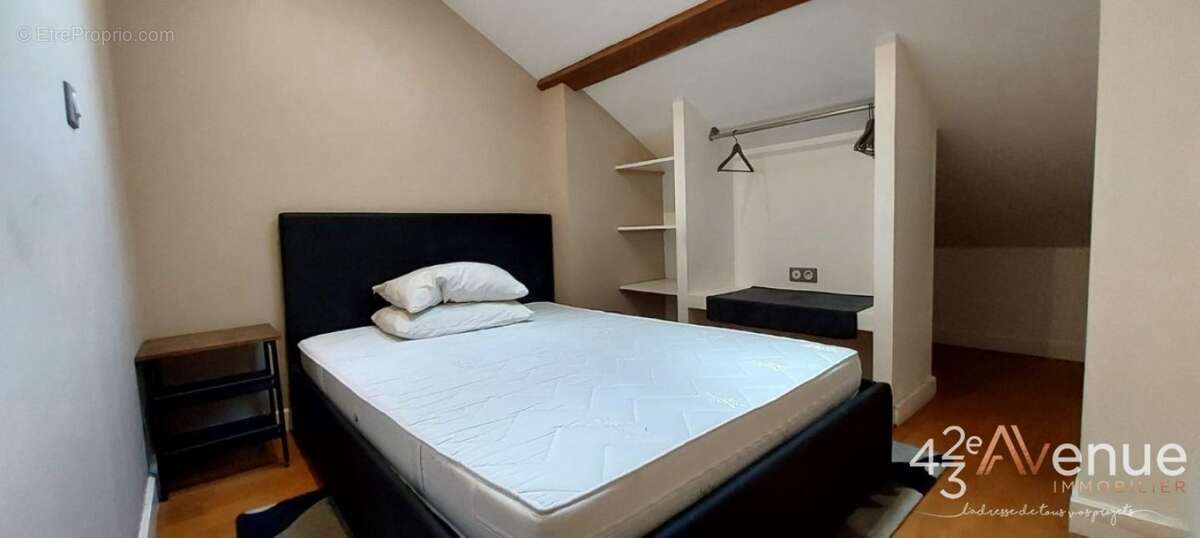 Appartement à SAINT-ETIENNE