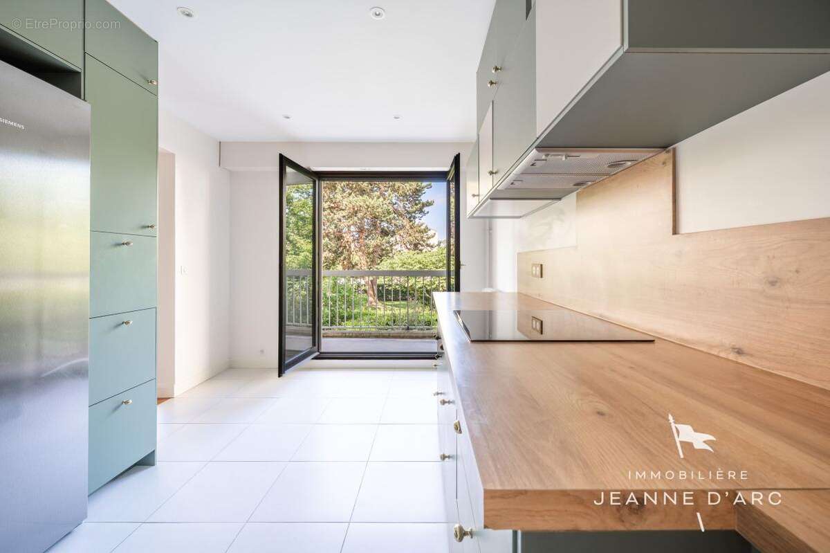 Appartement à VERSAILLES